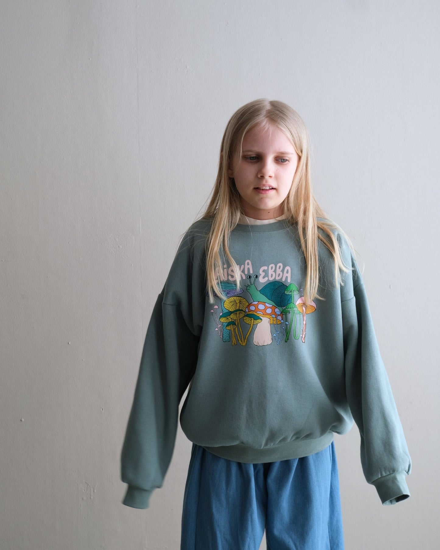 BEBE CHUNKY SWEATSHIRT